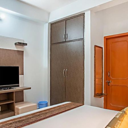 Himalyan Basera I Pvt Balcony I Serviced Apt I By Exotic Stays 卡绍利 外观 照片